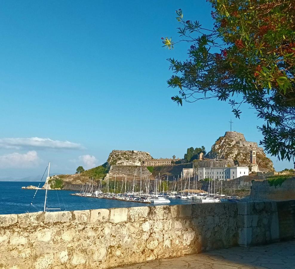 Апартаменты Eftihia Di Corfu Corfu  Экстерьер фото